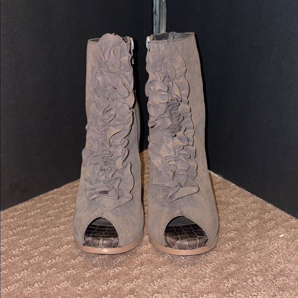 Stylish Gray Peep-Toe Ankle Boots